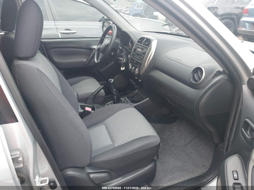 JTEGD20V350087194 2005 TOYOTA RAV 4 photo no. 5