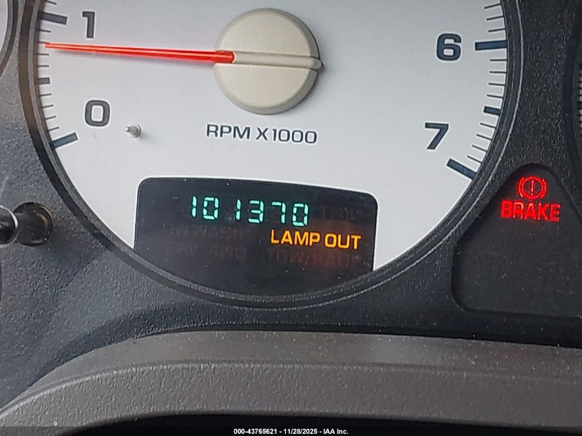 2005 Dodge Ram 1500 Slt/Laramie VIN: 1D7HU18D15S147109 Lot: 43765621