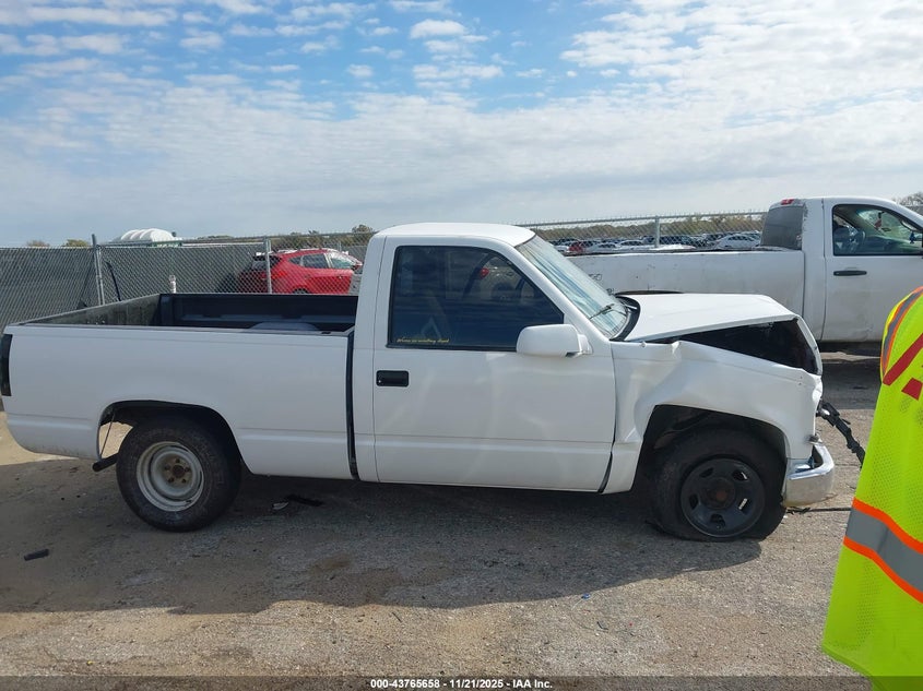 1990 Chevrolet Gmt-400 C1500 VIN: 1GCDC14ZXLZ160510 Lot: 43765658