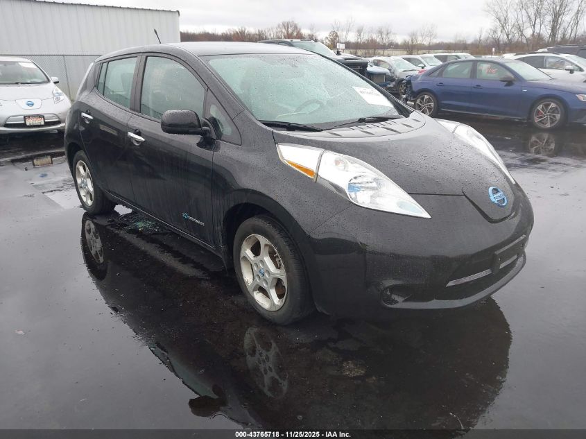 NISSAN LEAF SV