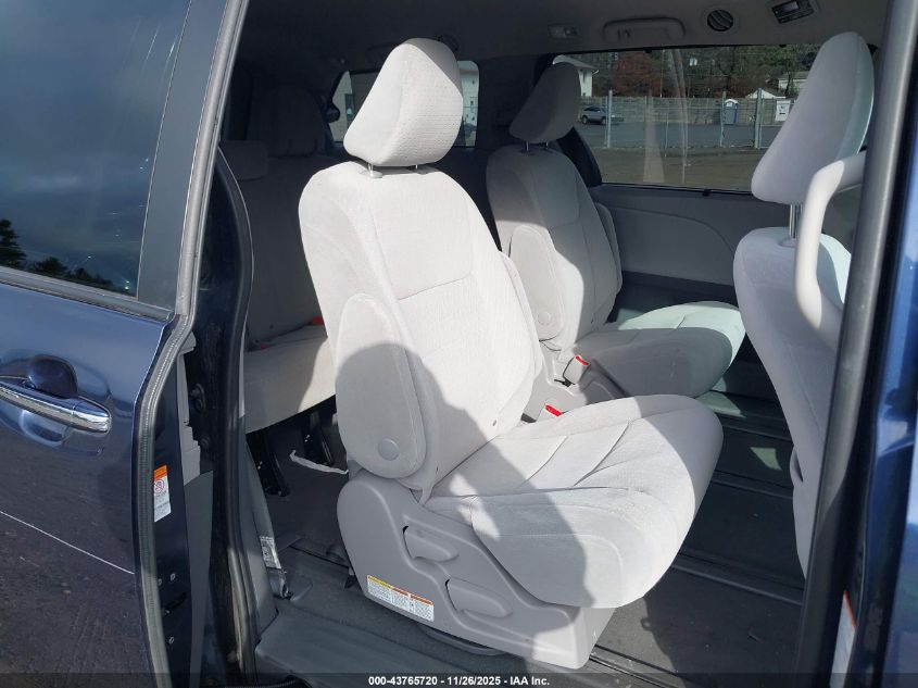 2020 Toyota Sienna Le VIN: 5TDJZ3DC4LS251363 Lot: 43765720