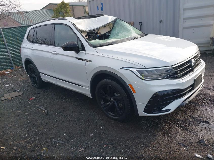 VOLKSWAGEN TIGUAN 2.0T SE R-LINE BLACK