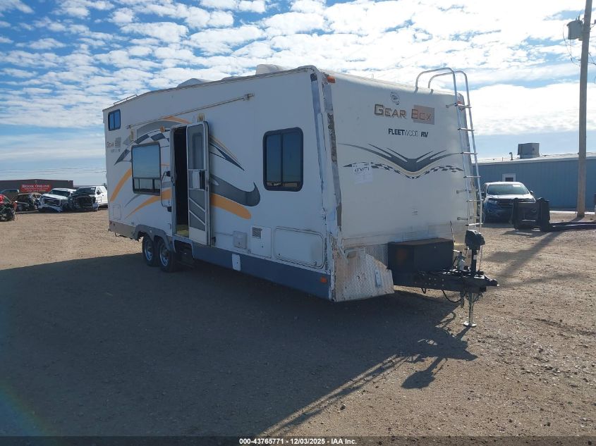 2004 Fleetwood 260Fb