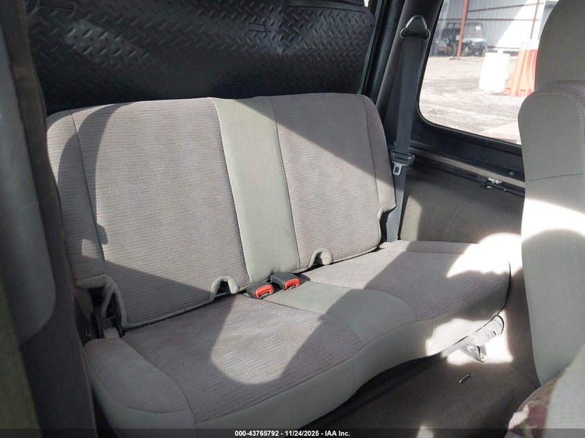 2005 Jeep Wrangler X VIN: 1J4FA39S45P325658 Lot: 43765792