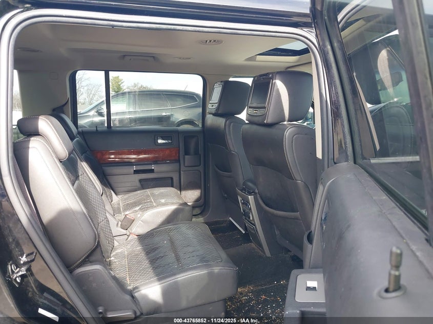 2009 Ford Flex Limited VIN: 2FMDK53C89BA58363 Lot: 43765852