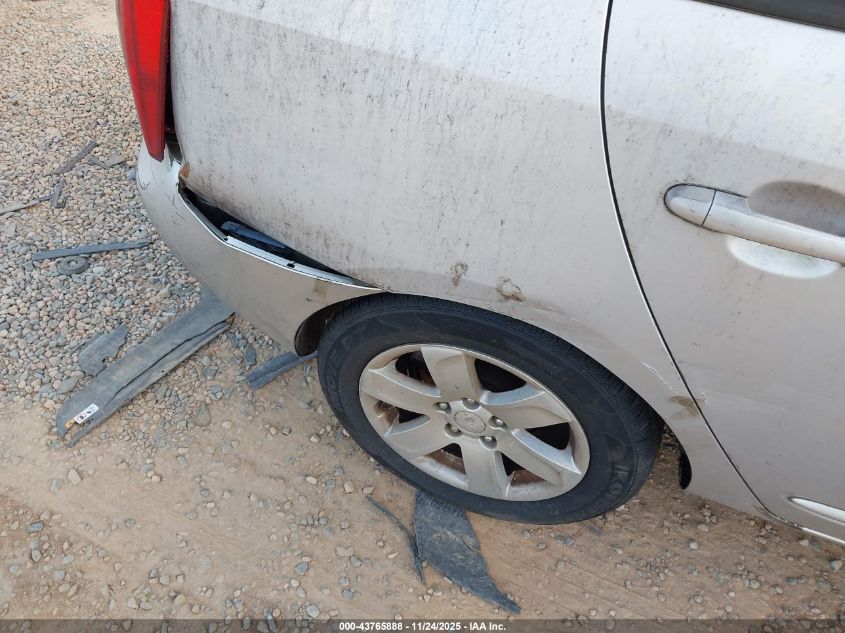 2008 Kia Rondo Lx VIN: KNAFG525X87172340 Lot: 43765888