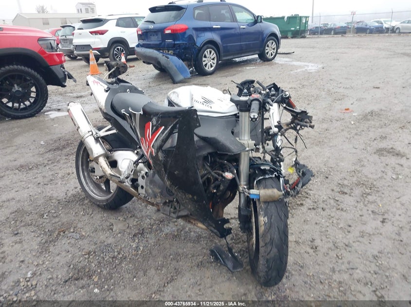 JH2SC50092M001163 HONDA CBR900 Photo 1