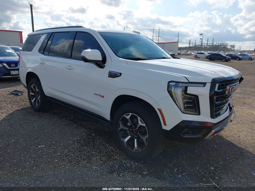 GMC YUKON 4WD AT4