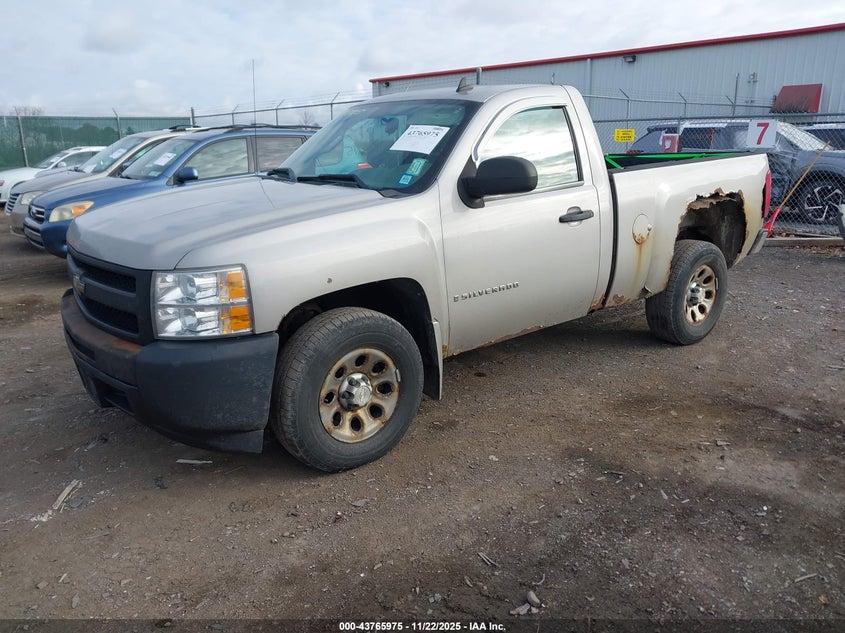 1GCEC14X19Z238667 2009 CHEVROLET SILVERADO photo no. 2