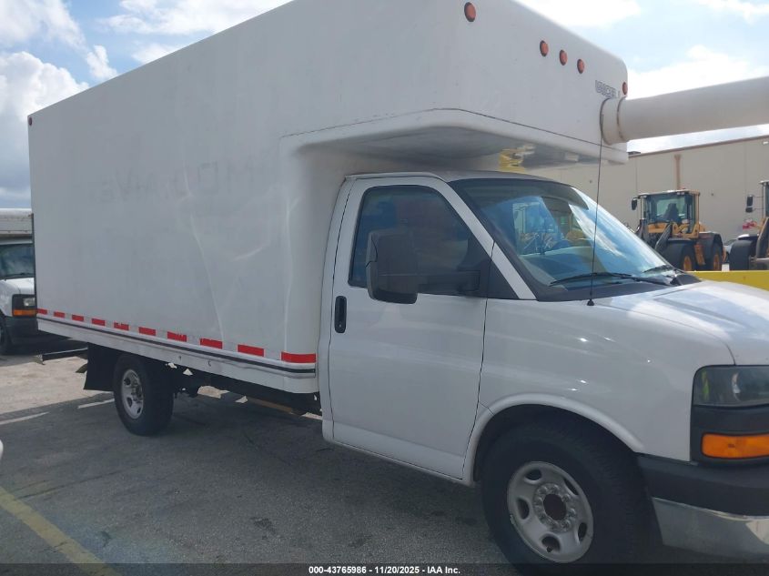 2018 Chevrolet Express Cutaway Work Van VIN: 1GB0GSFG8J1165225 Lot: 43765986