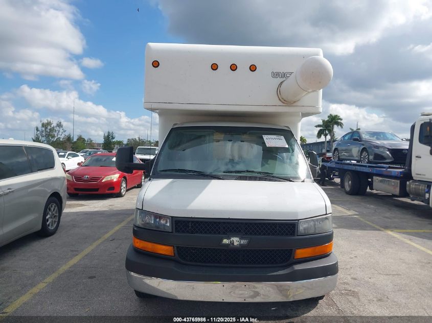 2018 Chevrolet Express Cutaway Work Van VIN: 1GB0GSFG8J1165225 Lot: 43765986