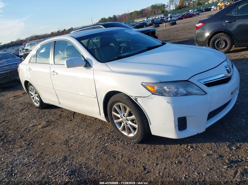 TOYOTA CAMRY HYBRID CAMRY HYBRID