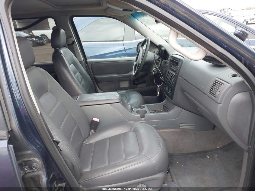 1FMZU73W12UD10198 2002 FORD EXPLORER photo no. 5