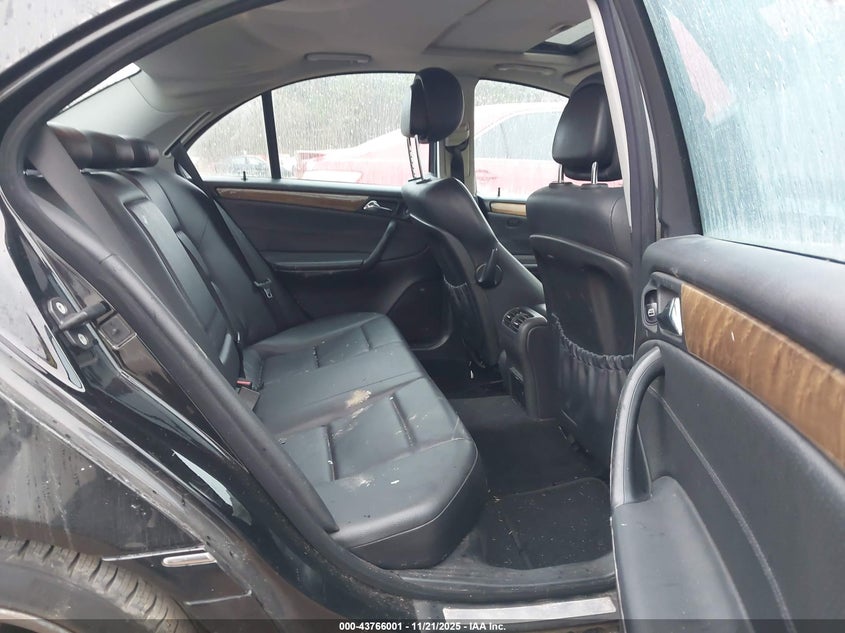 2007 Mercedes-Benz C 230 Sport VIN: WDBRF52H07E025773 Lot: 43766001