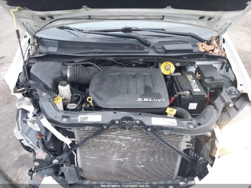 2015 Dodge Grand Caravan R/T VIN: 2C4RDGEG2FR641160 Lot: 43766014