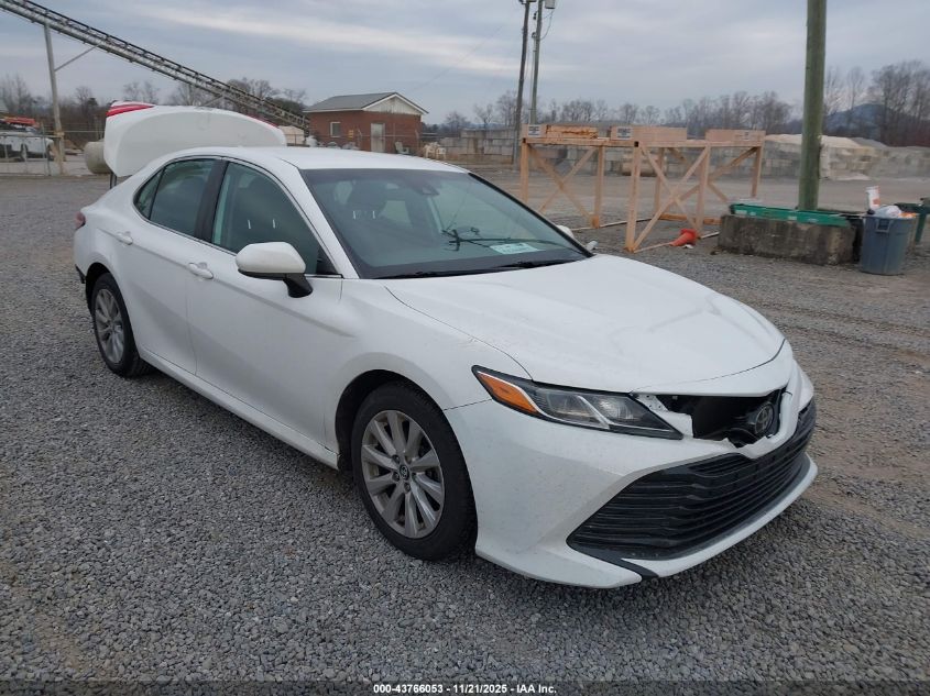 TOYOTA CAMRY LE