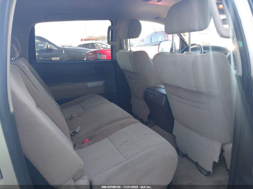 2008 Toyota Tundra Sr5 5.7L V8 VIN: 5TFEV54128X045841 Lot: 43766120