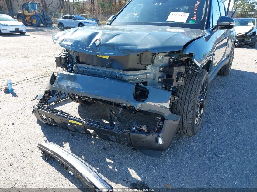 2026 Rivian R1T VIN: 7FCTGBAP6TN043095 Lot: 43766129