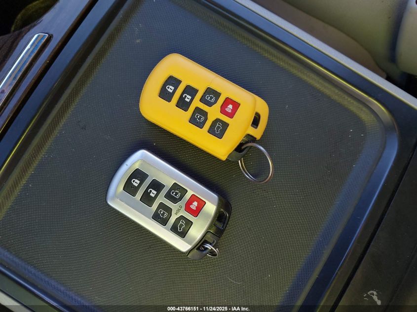 2015 Toyota Sienna Xle Premium 8 Passenger VIN: 5TDYK3DC1FS687255 Lot: 43766151