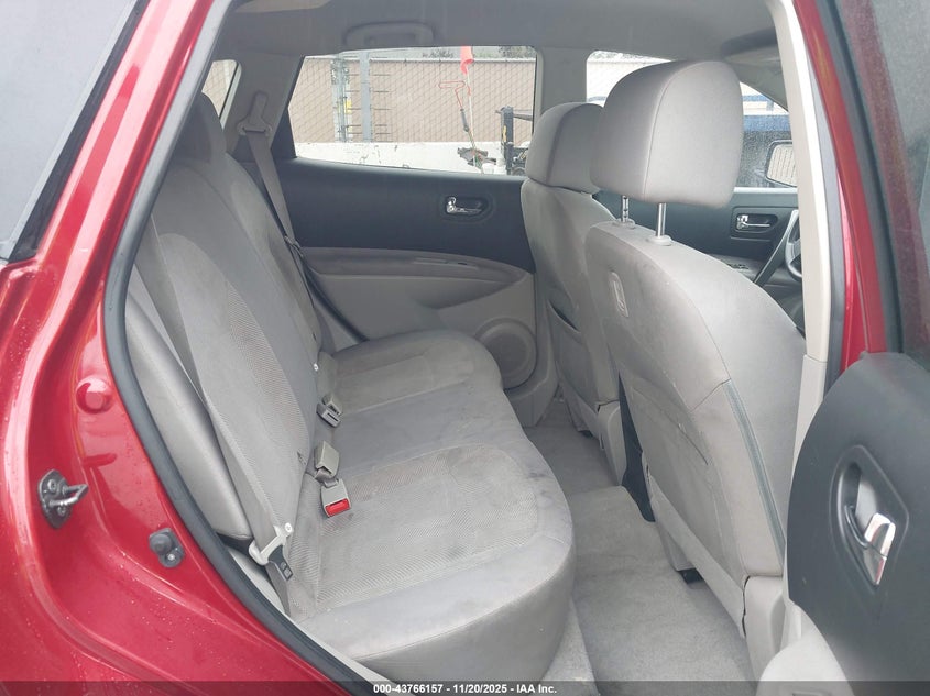 2015 Nissan Rogue Select S VIN: JN8AS5MT5FW161177 Lot: 43766157