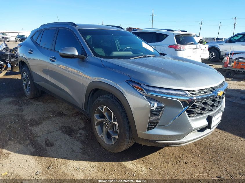 CHEVROLET TRAX FWD LT