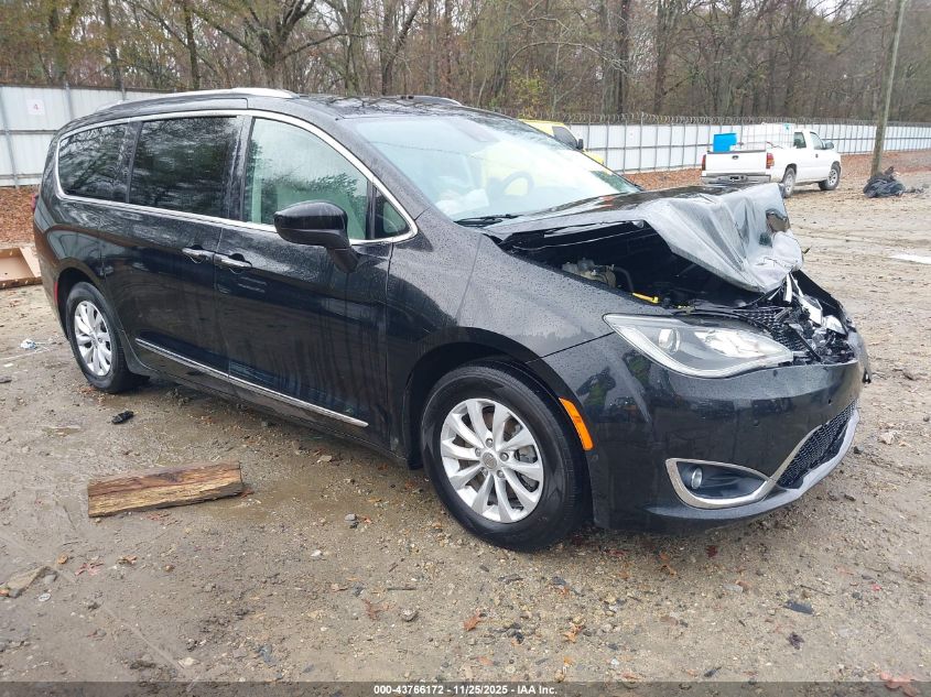 CHRYSLER PACIFICA TOURING L