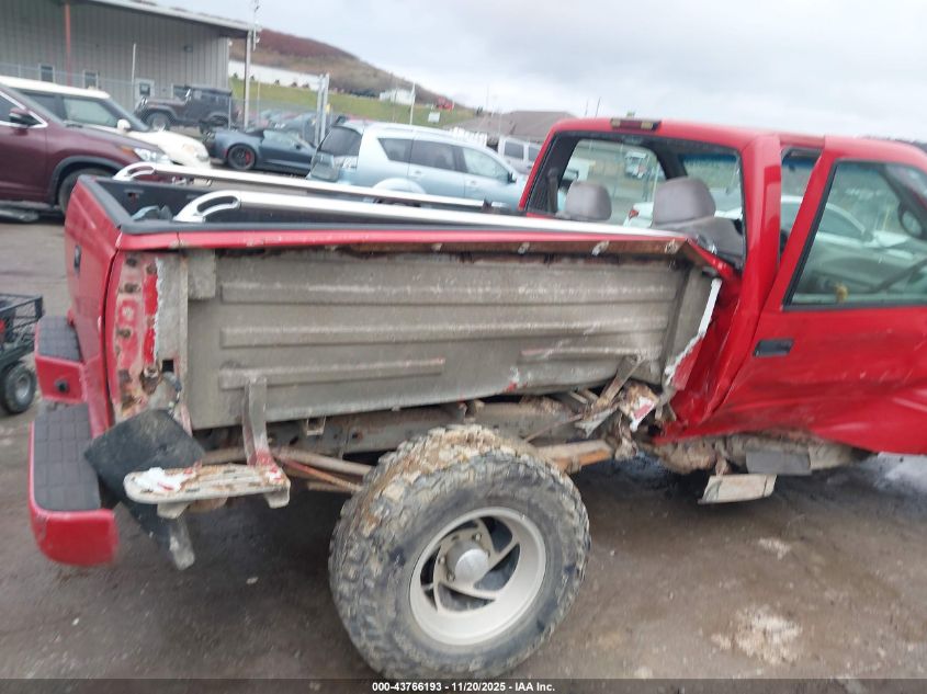 1995 Chevrolet Gmt-400 K1500 VIN: 1GCEK14K1SZ243705 Lot: 43766193