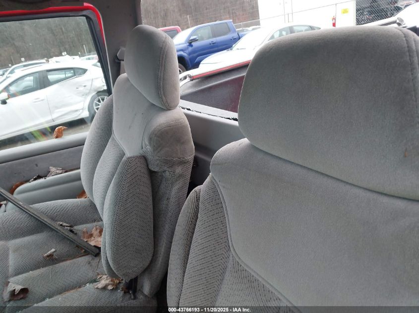 1995 Chevrolet Gmt-400 K1500 VIN: 1GCEK14K1SZ243705 Lot: 43766193