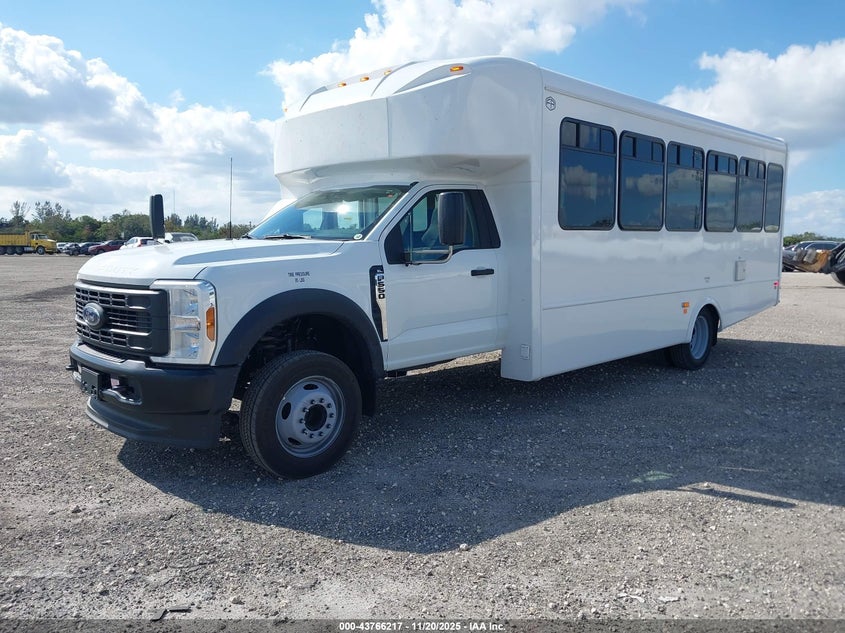 1FDFF5GN7TEC05440 2026 FORD F550 photo no. 2