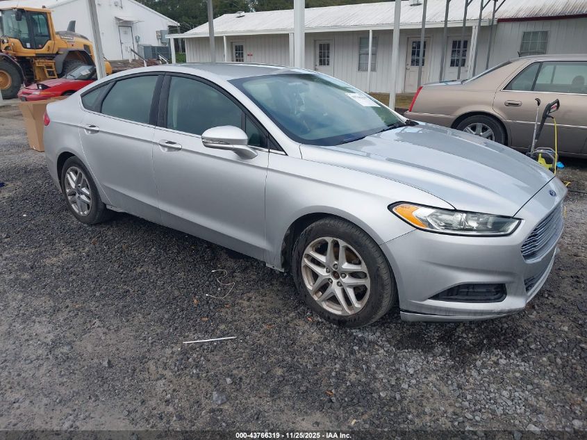 FORD FUSION SE