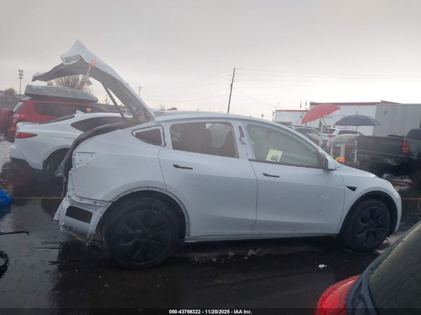 2024 Tesla Model Y Long Range Dual Motor All-Wheel Drive VIN: 7SAYGAEE4RF149473 Lot: 43766322