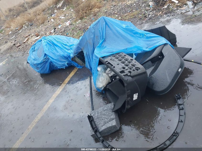 2024 Tesla Model Y Long Range Dual Motor All-Wheel Drive VIN: 7SAYGAEE4RF149473 Lot: 43766322