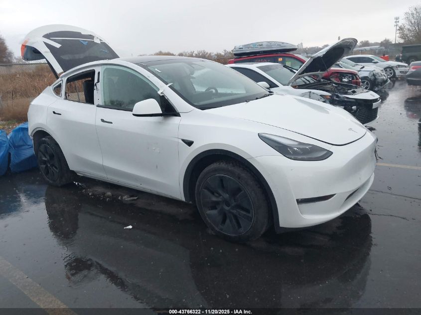 TESLA MODEL Y LONG RANGE DUAL MOTOR ALL-WHEEL DRIVE