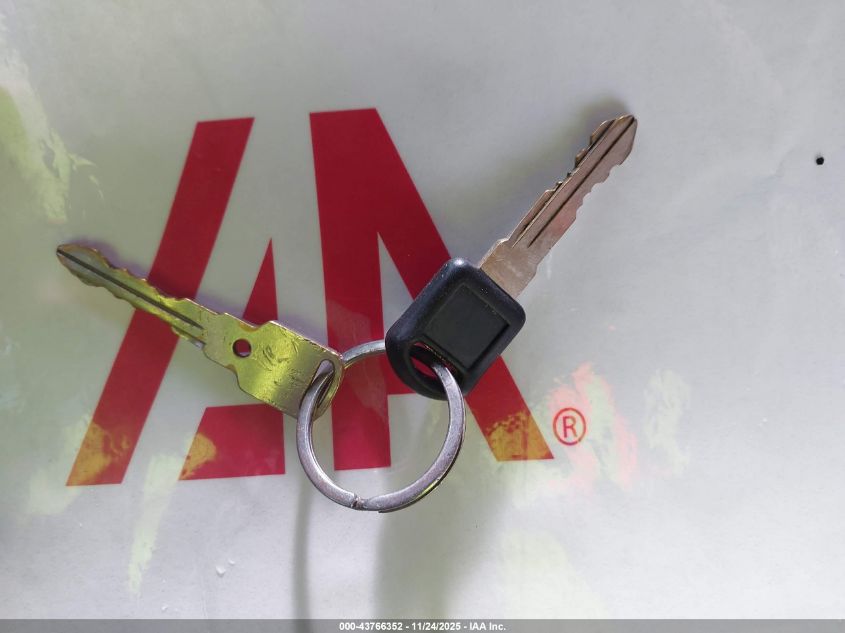 1996 Chevrolet Gmt-400 C1500 VIN: 1GCEC14R8TZ141474 Lot: 43766352