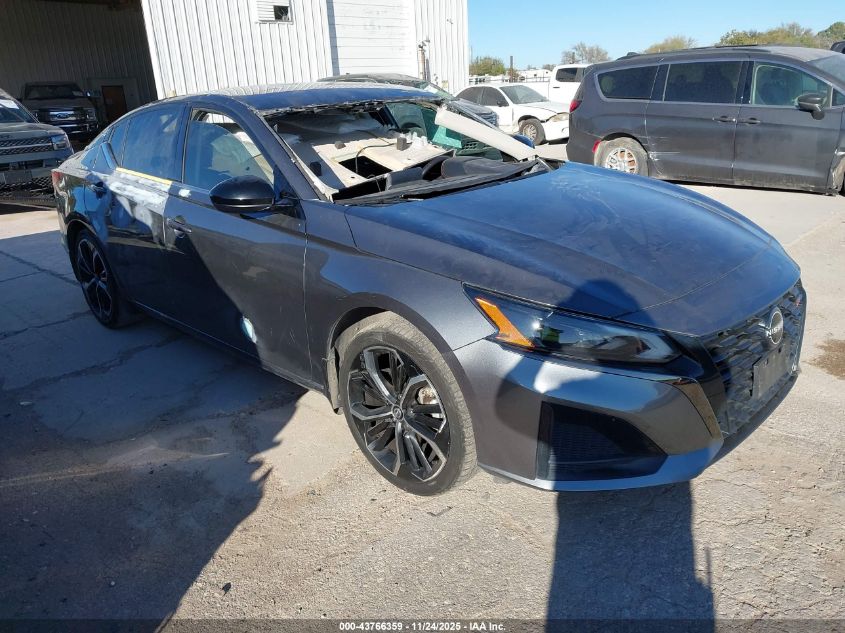 NISSAN ALTIMA SR FWD