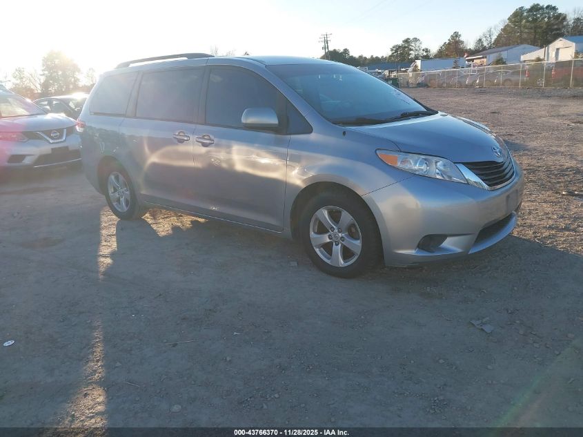 TOYOTA SIENNA LE V6