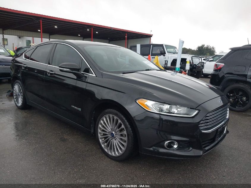 FORD FUSION HYBRID TITANIUM