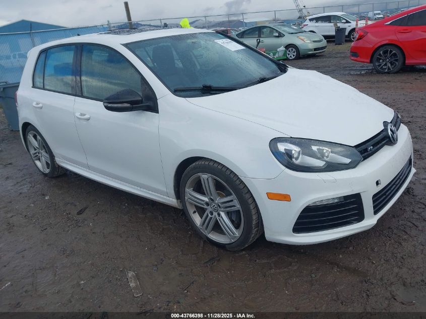 VOLKSWAGEN GOLF R 4-DOOR