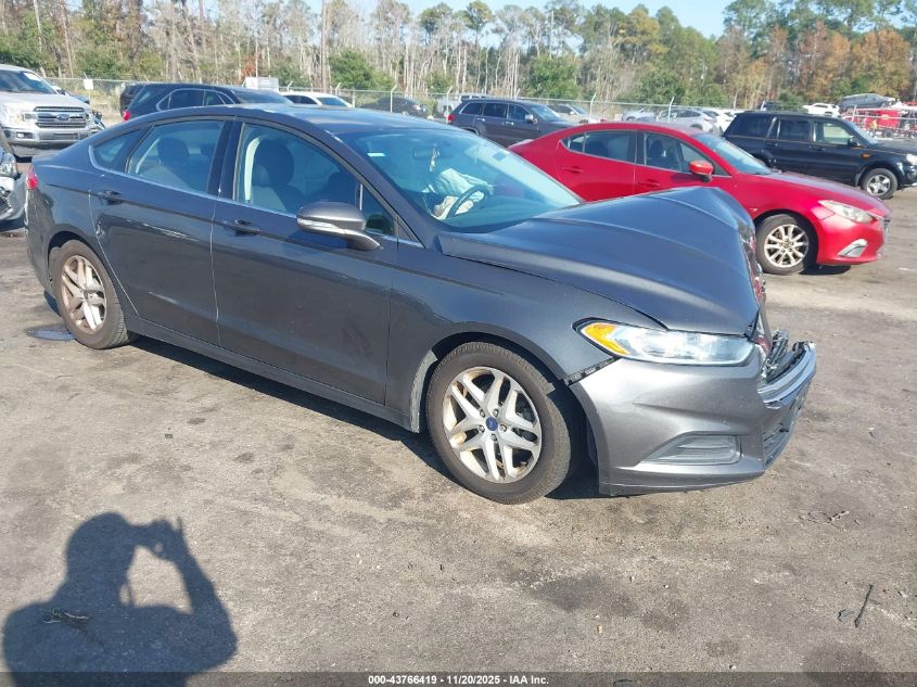 FORD FUSION SE