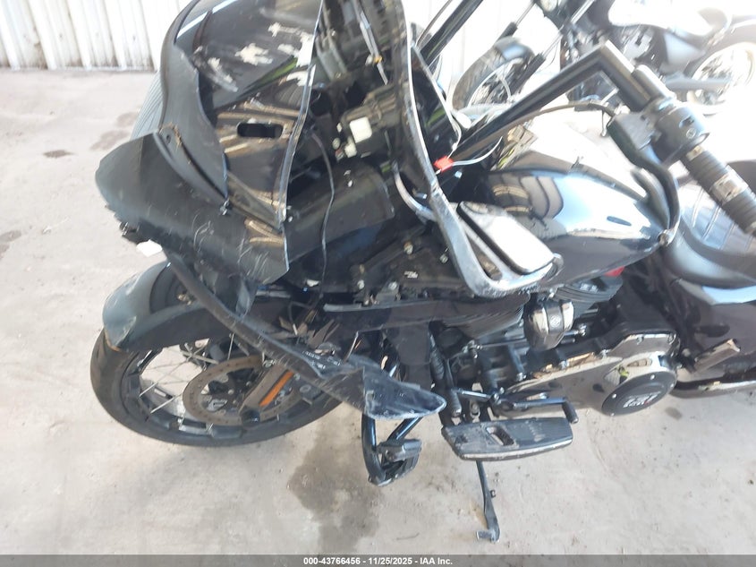 2022 Harley-Davidson Fltrxse VIN: 1HD1TCL19NB950420 Lot: 43766456