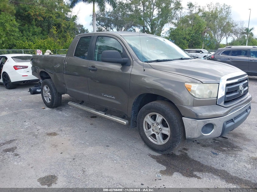 TOYOTA TUNDRA GRADE V6