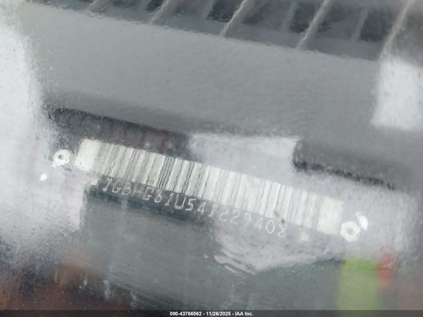 2004 Chevrolet Express Cutaway VIN: 1GBHG31U541229408 Lot: 43766562