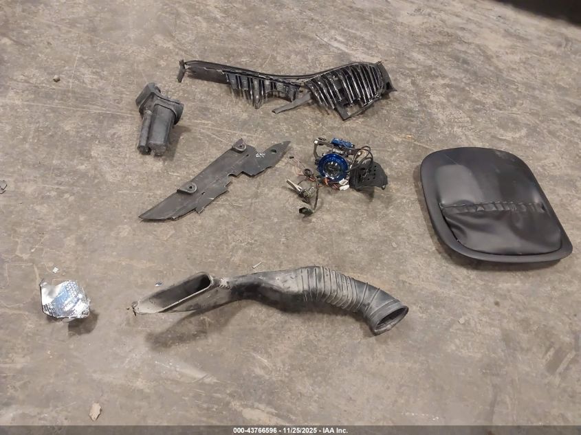 2016 Buick Lacrosse Sport Touring VIN: 1G4G45G30GF261552 Lot: 43766596