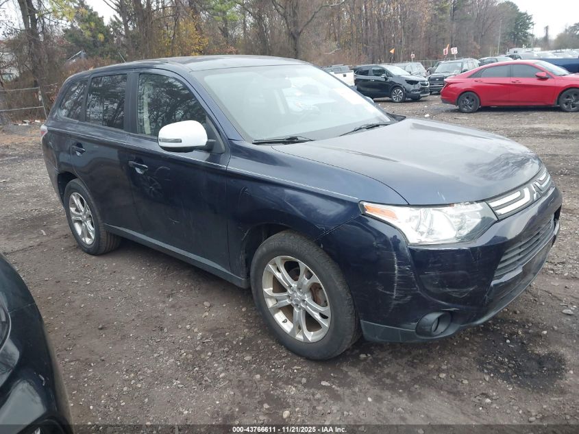 MITSUBISHI OUTLANDER SE