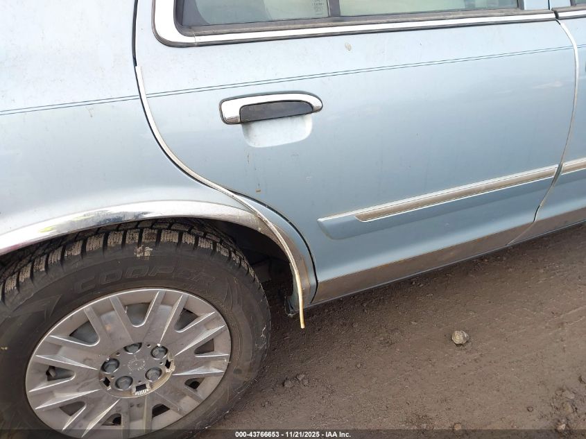 2008 Mercury Grand Marquis Gs VIN: 2MEFM74V88X609894 Lot: 43766653