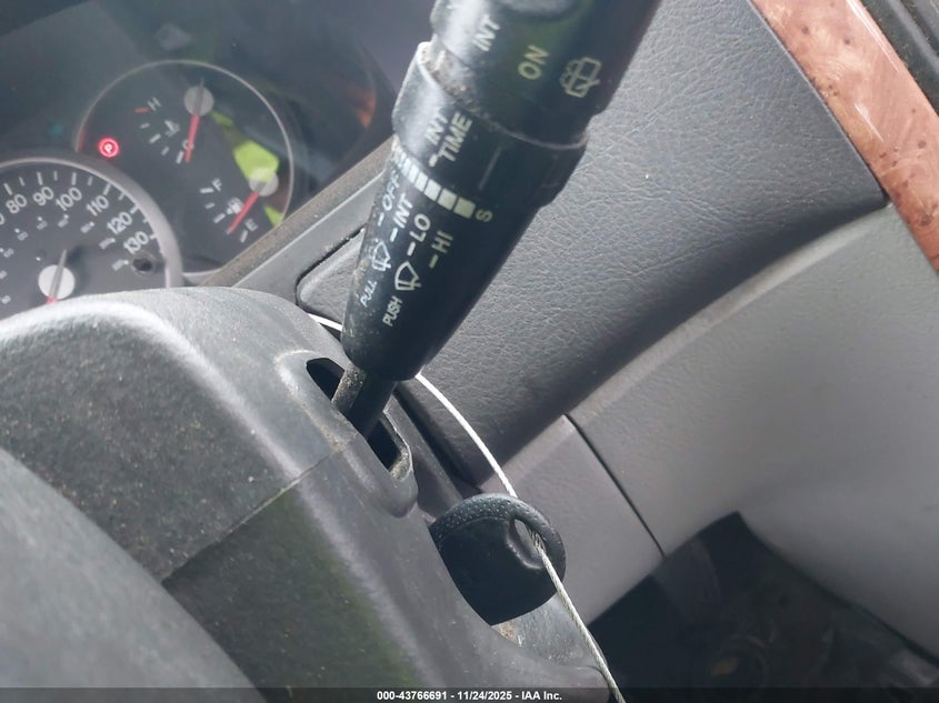 2004 Kia Sedona Ex/Lx VIN: KNDUP131346586123 Lot: 43766691