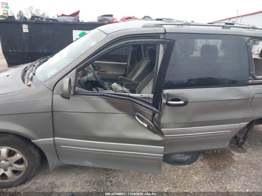 2004 Kia Sedona Ex/Lx VIN: KNDUP131346586123 Lot: 43766691