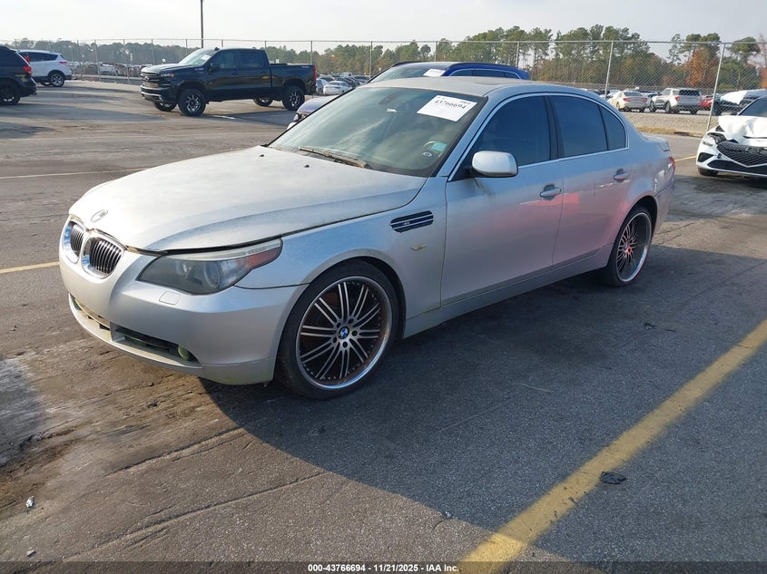 WBANE53537CY06111 2007 BMW 5ER photo no. 2