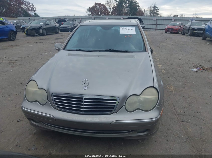 2004 Mercedes-Benz C 230 Kompressor Sport/Sport VIN: WDBRF40J44A602503 Lot: 43766696