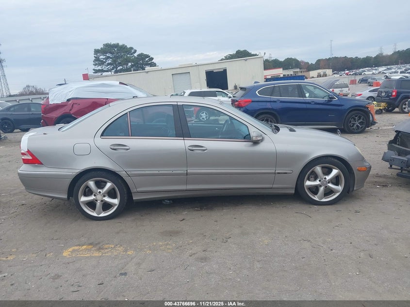 2004 Mercedes-Benz C 230 Kompressor Sport/Sport VIN: WDBRF40J44A602503 Lot: 43766696